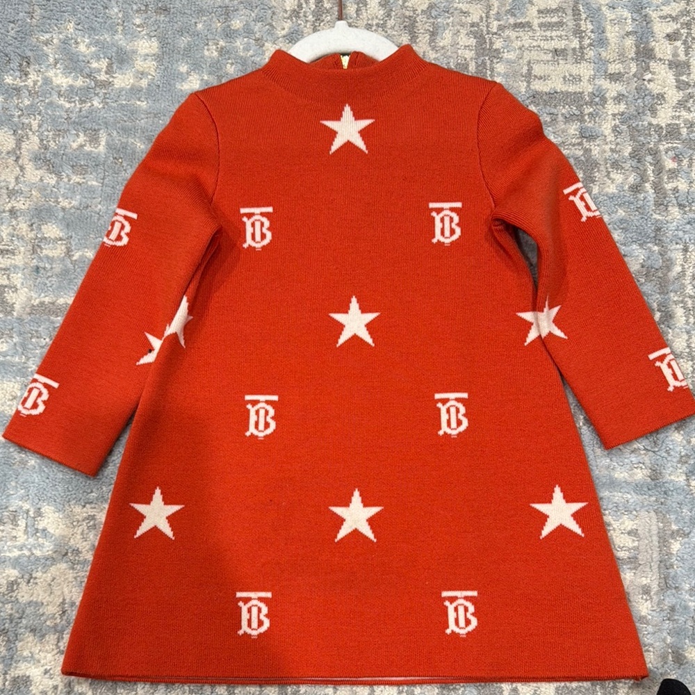 Burberry dress with Star and Logo Pattern